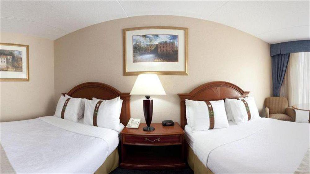 Days Hotel By Wyndham Williamsburg I-64 Экстерьер фото