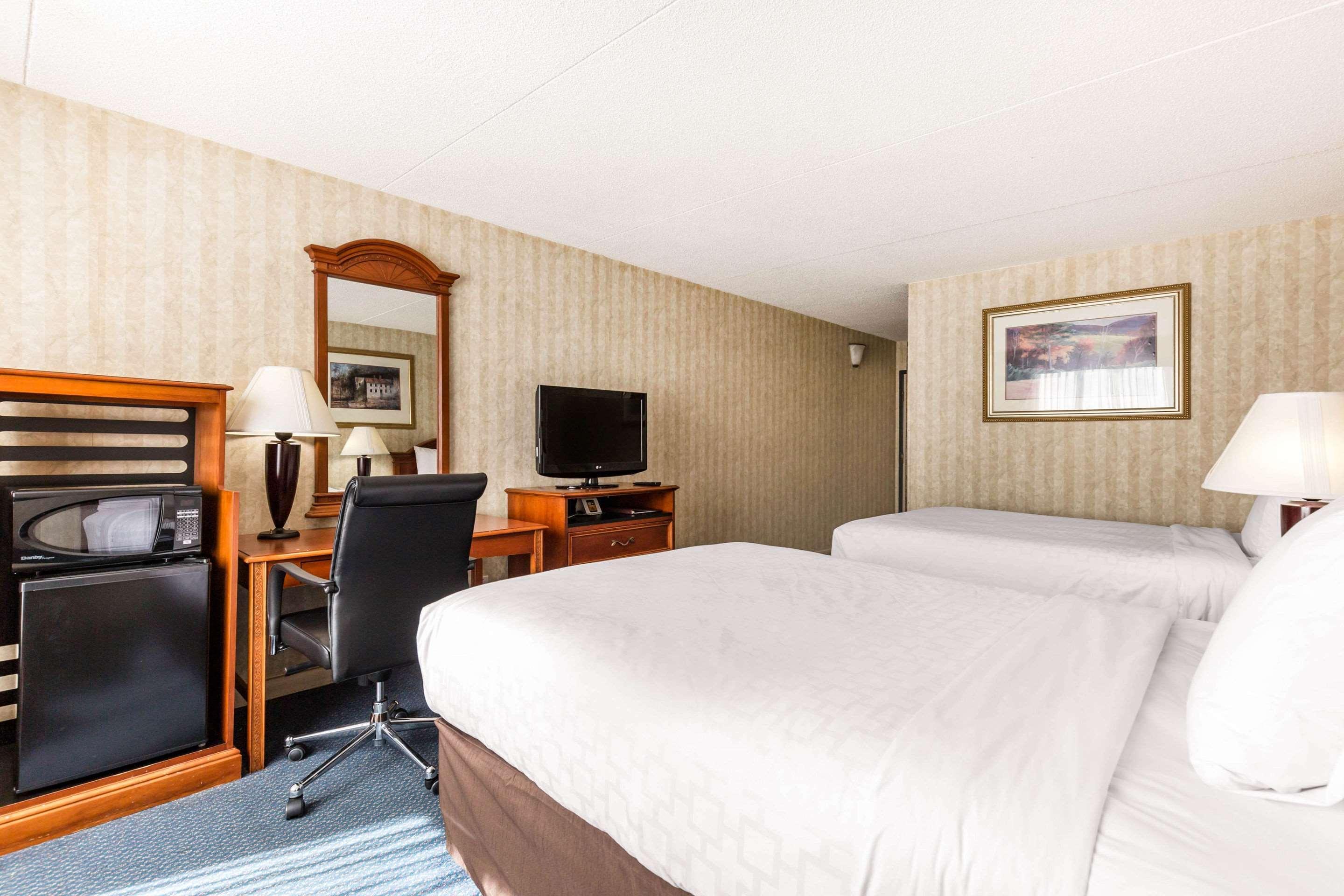 Days Hotel By Wyndham Williamsburg I-64 Экстерьер фото